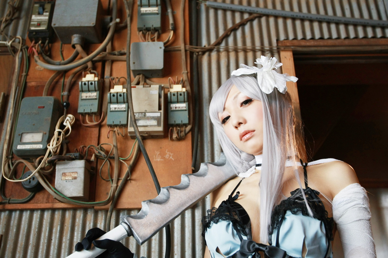 Illustration for article titled The Beautiful (and Bloody) Cosplay of Saki Hanamura